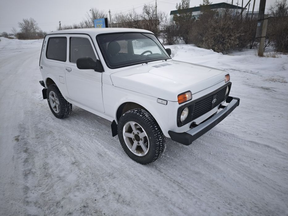 Нива 21214 год 2012