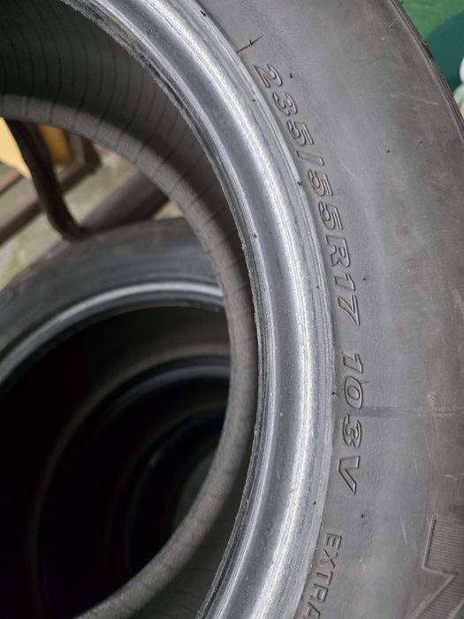235 55 17 Гуми  4 броя Nexen
