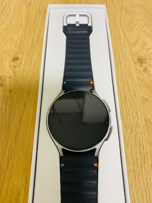 КАТО НОВ !!! Samsung Galaxy Watch 7 L310 44 mm, GPS, Silver