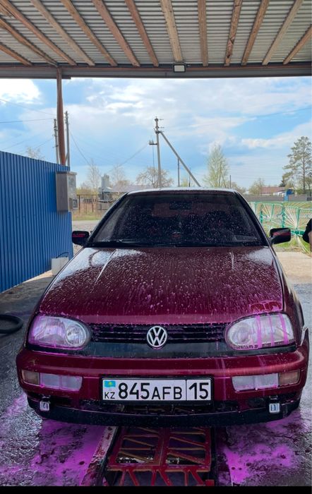 Продам Голф 3 (полный комплектация) 1995года 1.8 моно