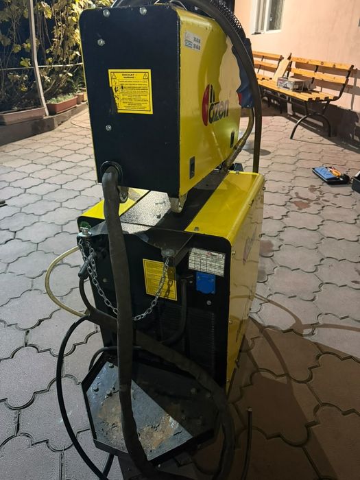 Продам сварочный аппарат полуавтомат.