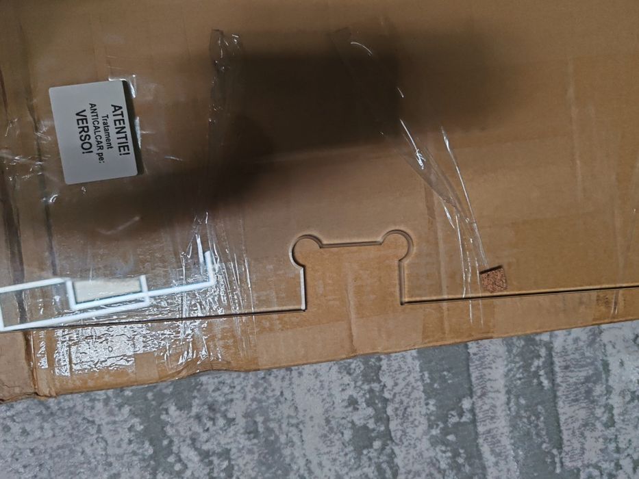 Paravan cadă batant (sticlă securizată)