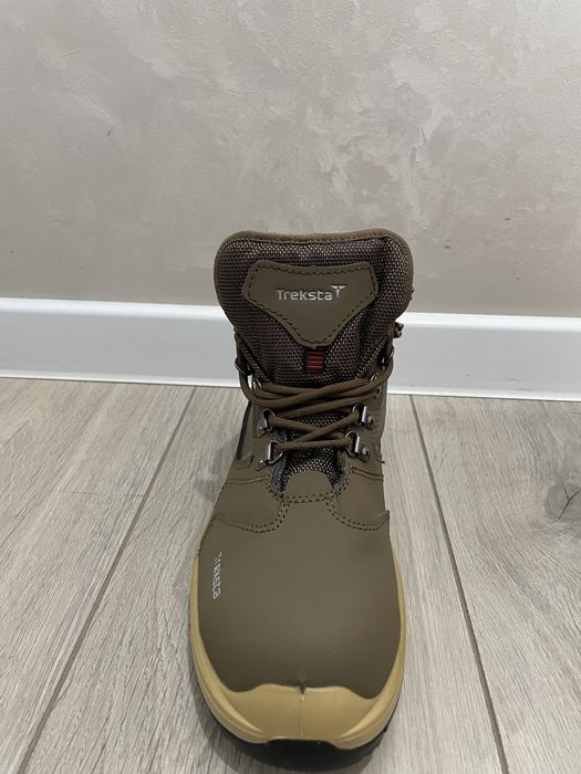 Продам ботинки демисезон