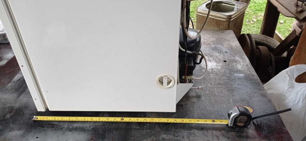 Малък фризер  ползван