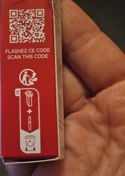 Rimel negru Clarins Wonder Perfect Mascara 4D