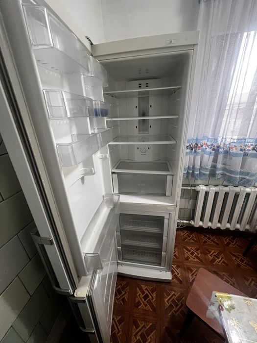 Холодильник в хорошем состоянии