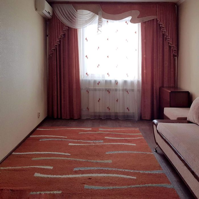 Продам ковёр 2 на 3 метра