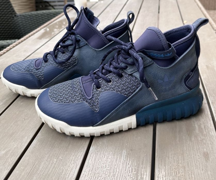 Vând adidas tubular x knit