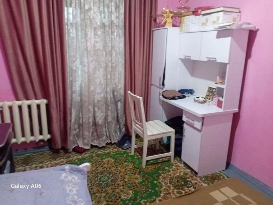 Срочно! Квартира на Чехова 3/4/4 общ пл 65м Высокопотолочка