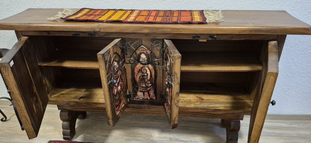 Piesa mobilier artiz. 6 figuri sculptate