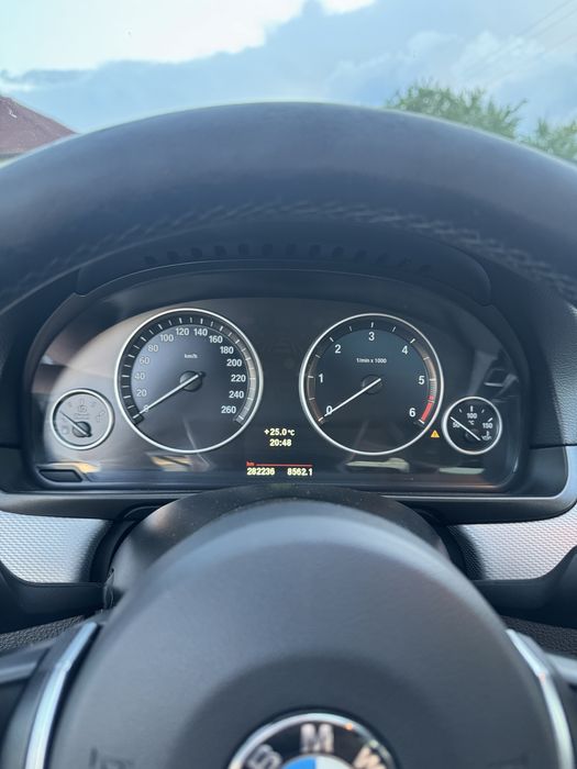 Vand sau schimb bmw f10