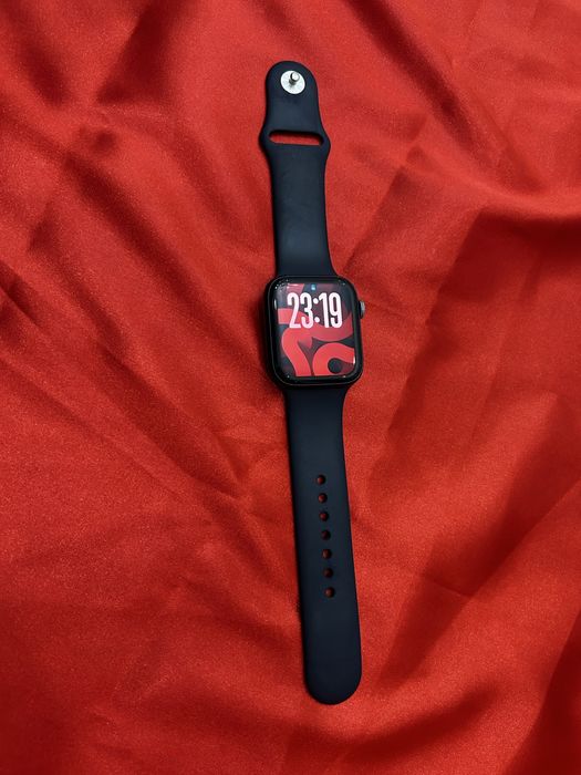 Продам Apple Watch Series 6
