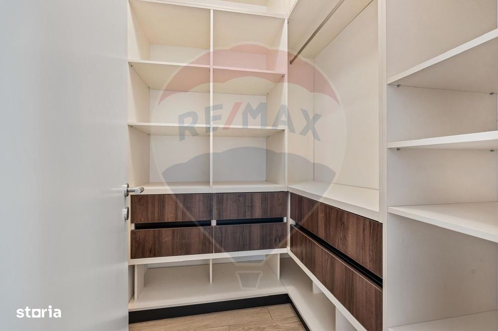 Vanzare| 2 camere| Win Herastrau| Loc parcare| Boxa
