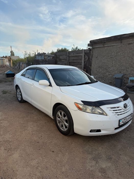 Продам toyota camry