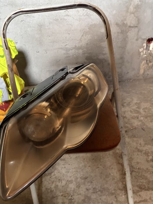 Faruri bi xenon passat b6