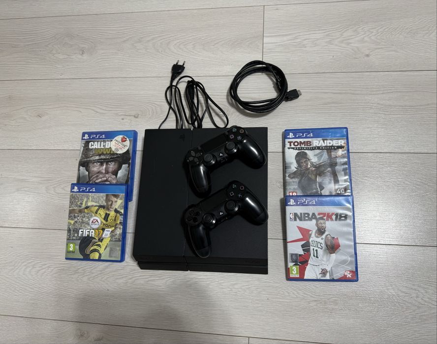 PlayStation 4 1Tb + 4 jocuri