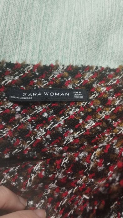 Зара пола от туид размер М