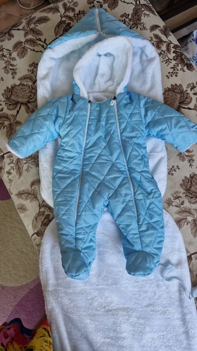 Продам конверт на выписку очень красивый