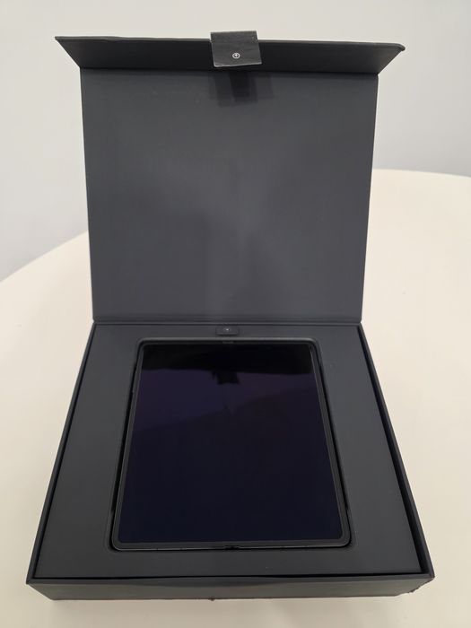 Honor Magic V3 – 512 GB, Verde – stare excelentă