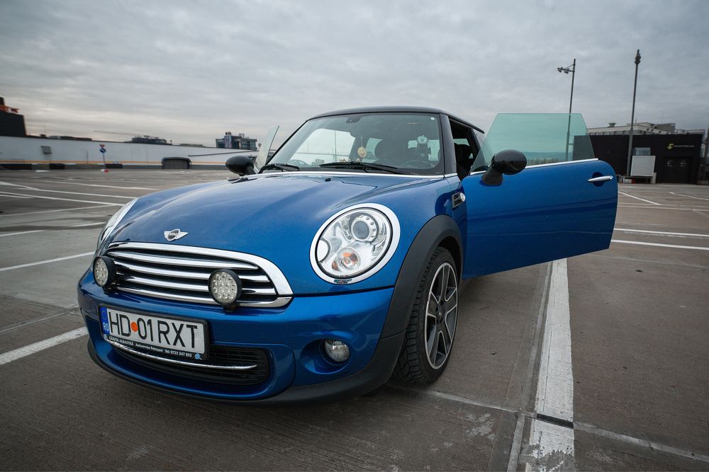 Mini Cooper R56 - 2011