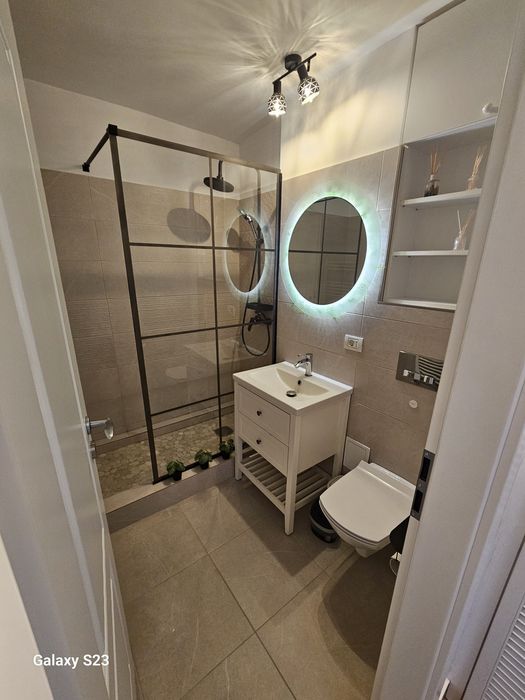 Dau spre închiriat apartament 3 camere