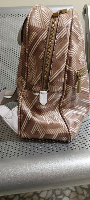 Дамска Раница Guess