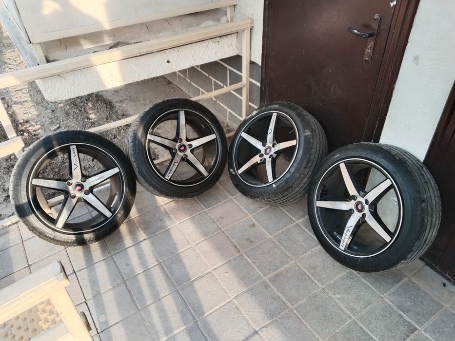 Продам резина 17размер