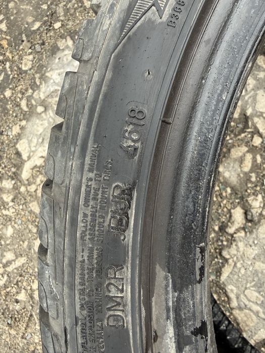2 броя зимни гуми Goodyear 235/40 R18 Dot 4618 ном 509