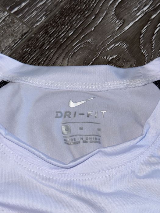 Tricou compresed nike