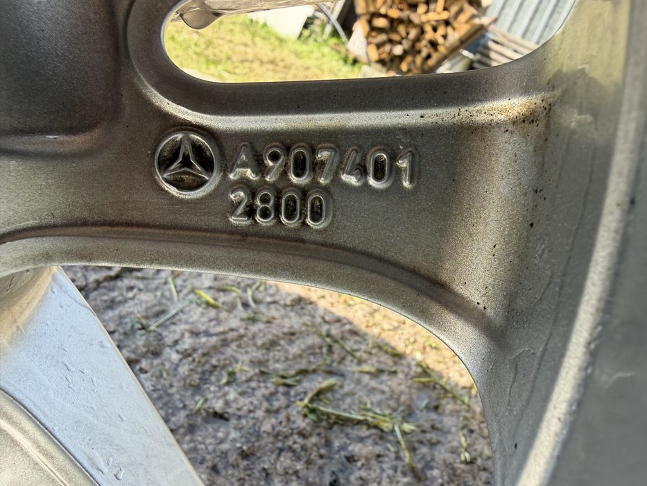 Оригинальные диски с резиной на Спринтер 906-907