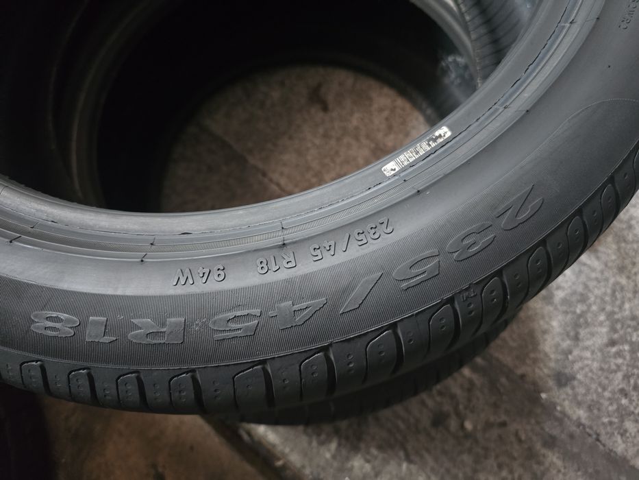 Pirelli 235/45 R18 94W vară