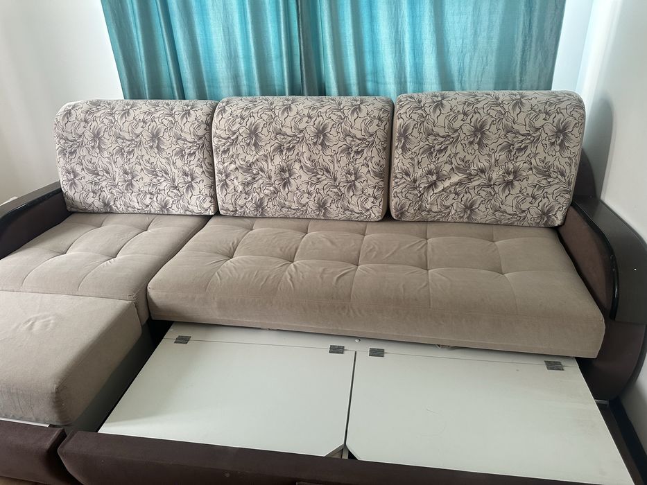ДИВАН ПРОДАЕТСЯ,  2.70м ширина, 2.20 длина