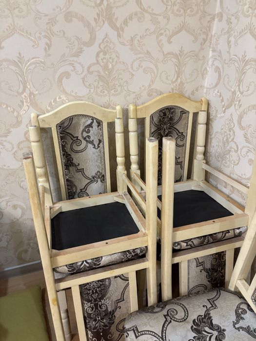 Стулья для гостиной