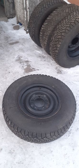 Продам резину с дисками
