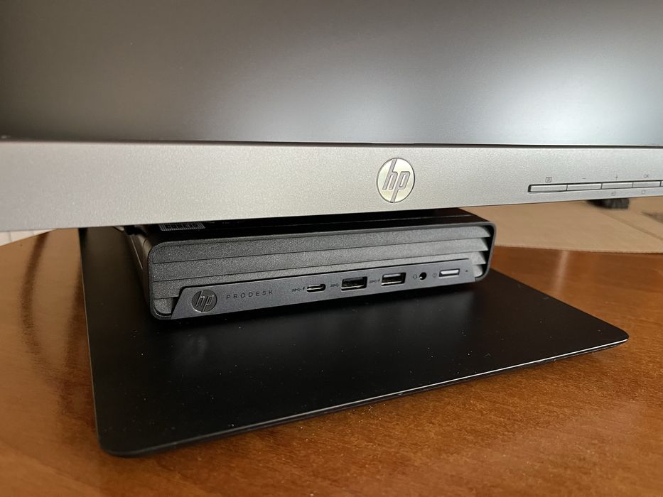 HP Ergotron IWC стойка за монитор и DM