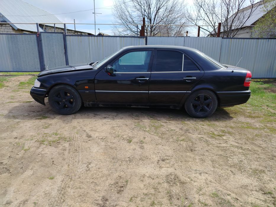 Продам мерседес с 200 w202