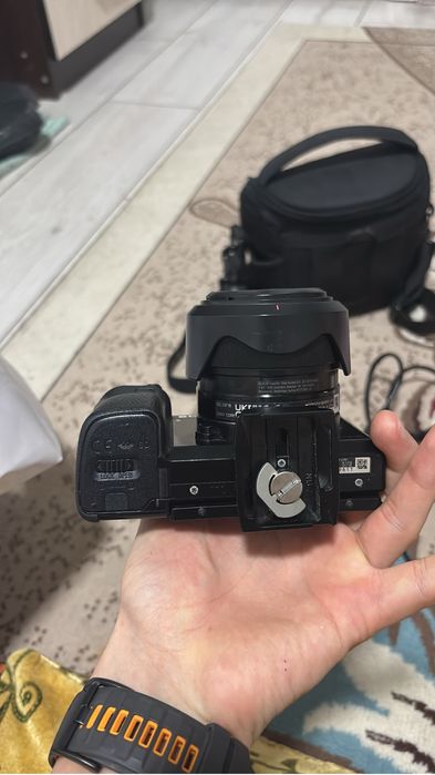 sony a6000 + объектив 35мм или 50мм