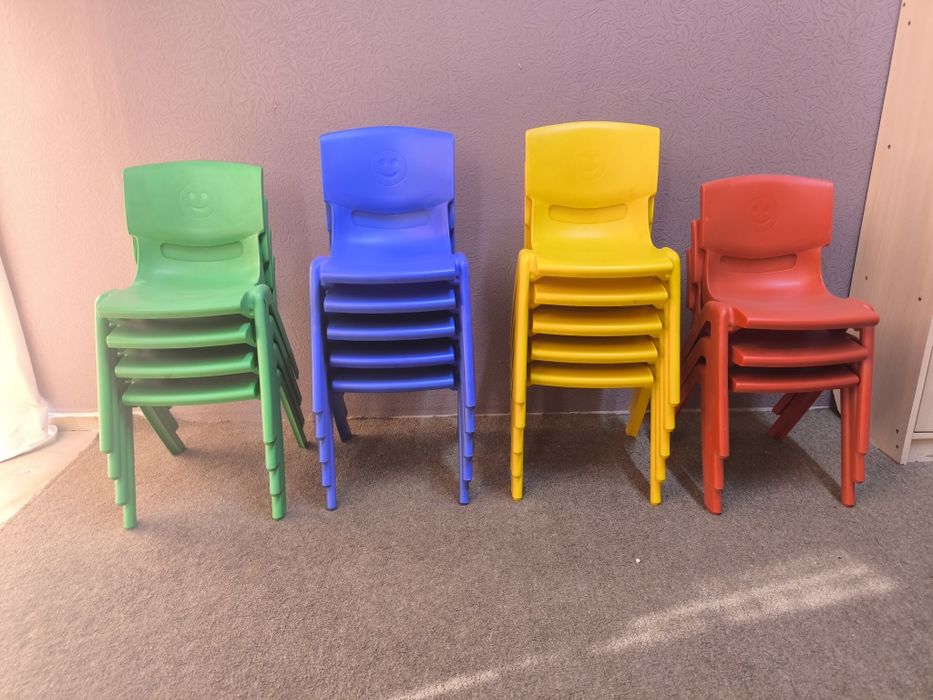 Столы детские со стульями