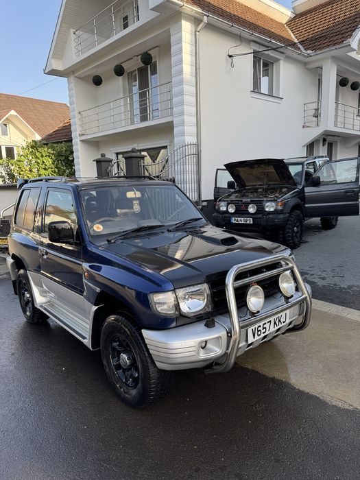 MITSUBISHI Pajero 2000 — imagine 2