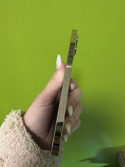 iPhone 12 Pro Max 128 GB – Funcțional – Baterie 76%