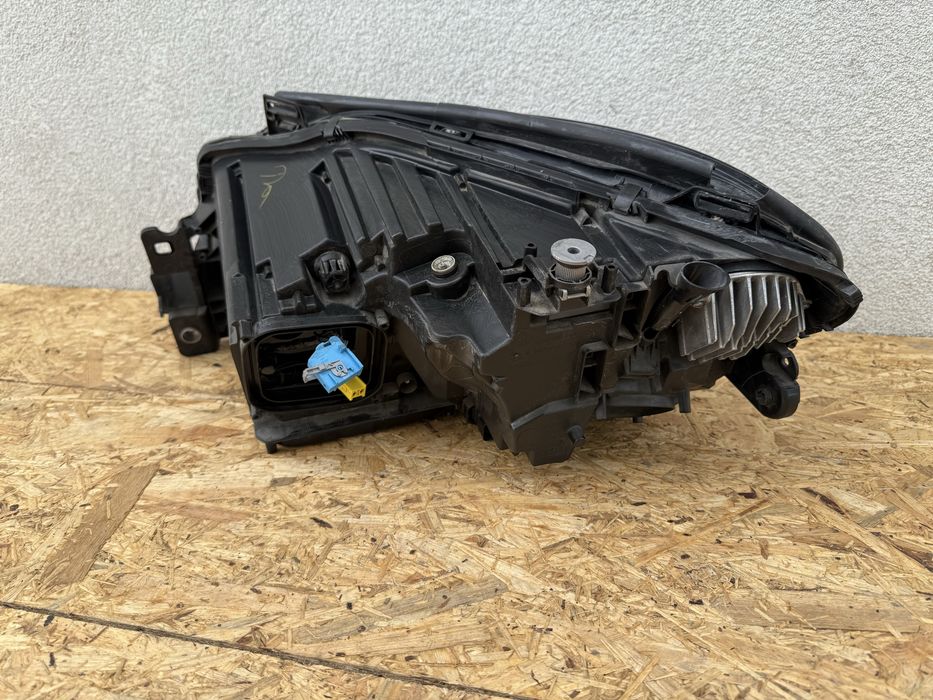 Far dreapta Mercedes GLE W166 W292 Full LED ILS Original Europa