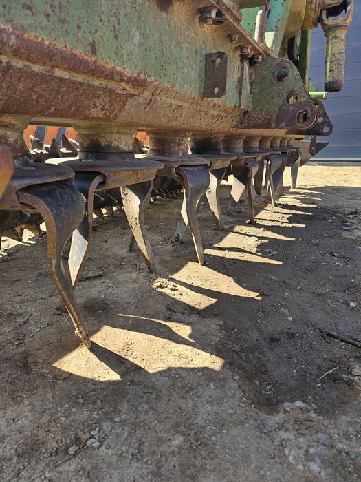 Grapa rotativa freze de 3 metri amazone