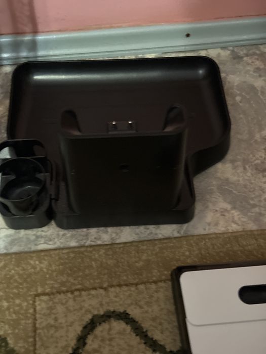 Вертикальный пылесос MONTERO