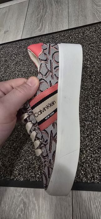 Adidasi dama Calvin Klein