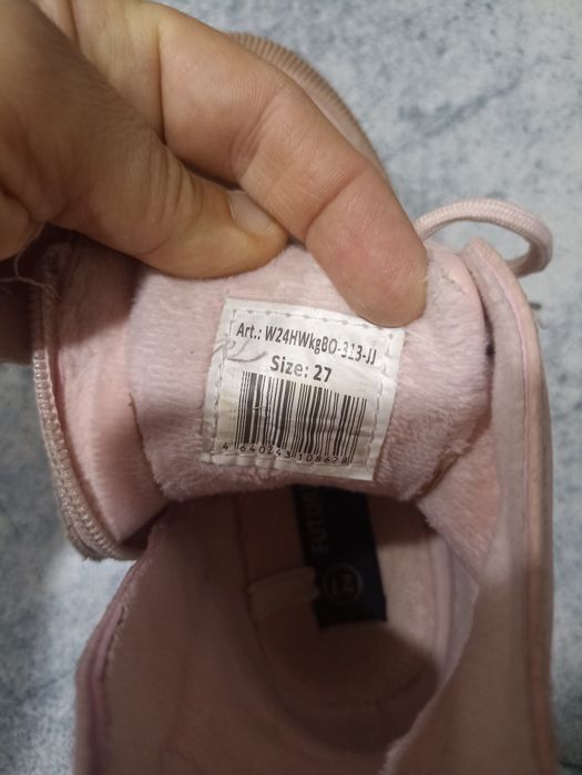 Продам ботиночки