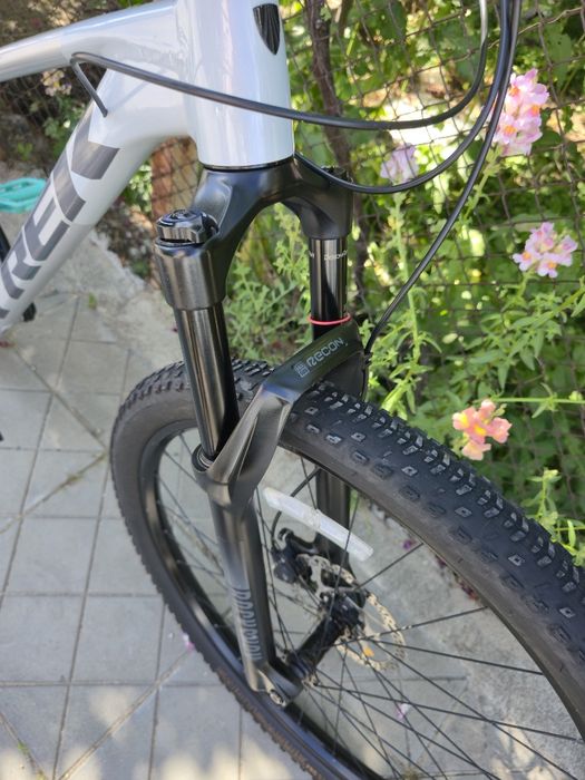 Trek Procaliber 8 29 цола M размер 1х12 XT , Rockshox Recon 140mm Проходни оси Като нов