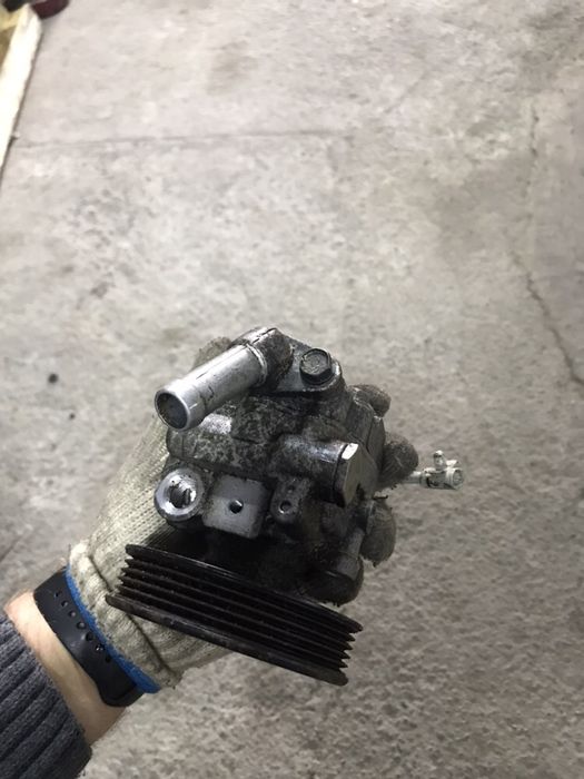 Гур насос на субару