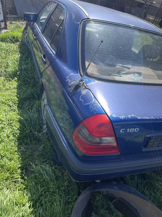 Mercedes C 180 На ЧАСТИ 122к.с.