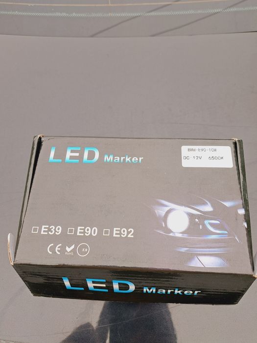 Vând becurii angel eyes LED