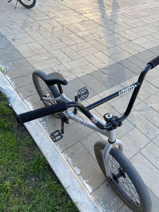 Продам бмх состояние бомба